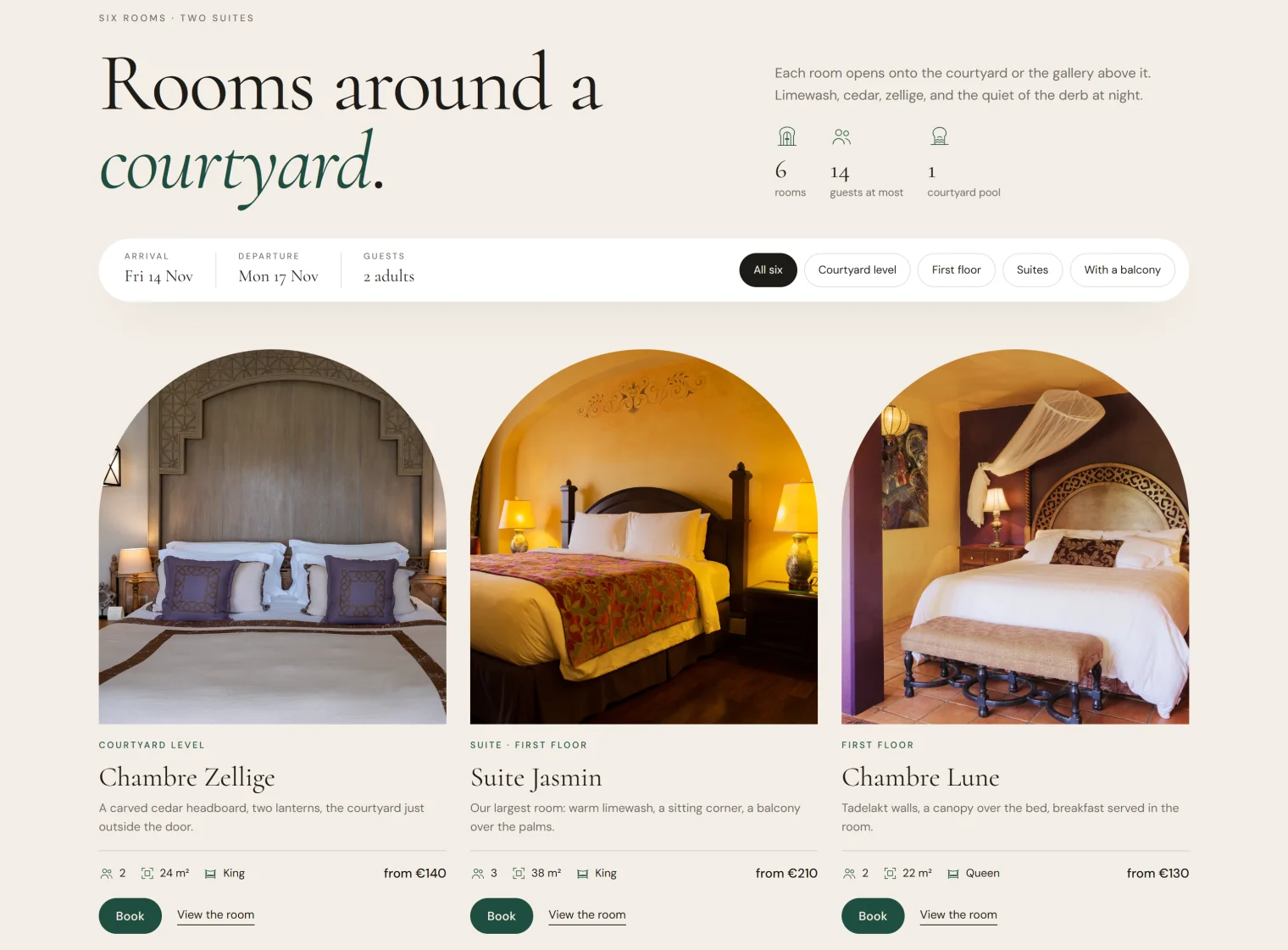The rooms page of the Dar Inou website: filters, and three riad bedrooms in arches with their prices